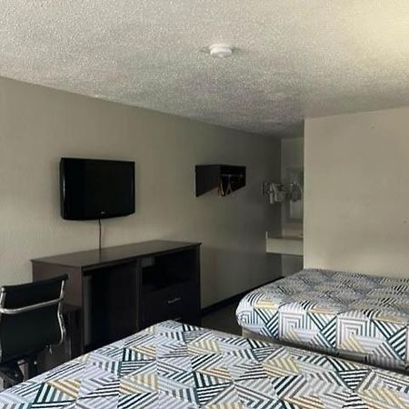 Motel 6 Baton Rouge East, La I12 المظهر الخارجي الصورة